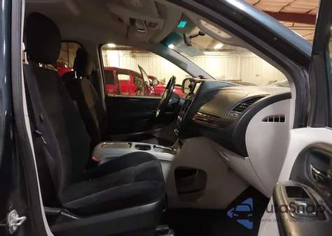 2014 Dodge Grand Caravan Sxt z USA, uszkodzony, nr VIN 2C4RDGCG7ER313654